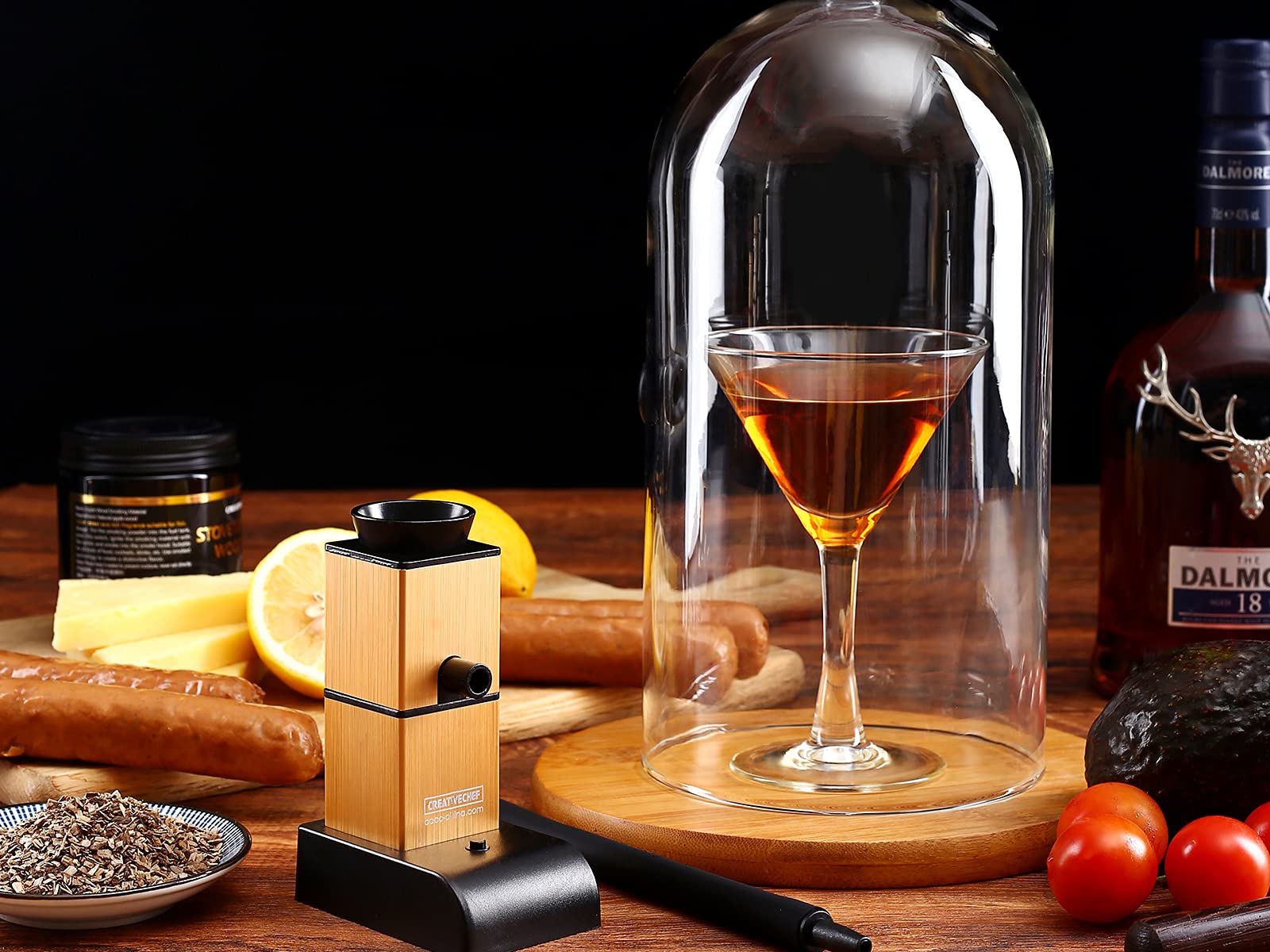 Premium Cold Smoking Gun Kit with Wood Chips & Accessories - Universal Smoker Machine for Cocktails, Drinks, Meats & Food Infusion - Perfect for Home Bars, BBQ Parties & Gourmet Cooking (SG18 Gold)