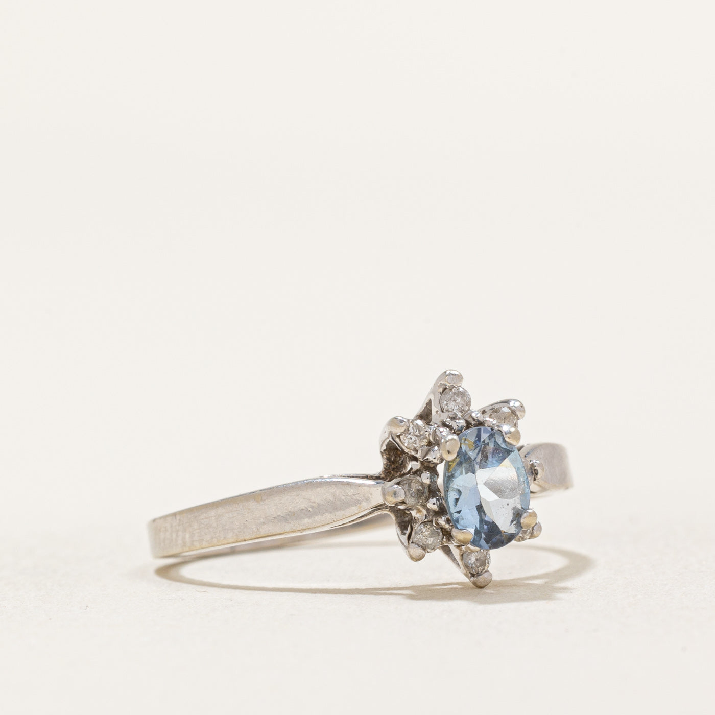 Aquamarine and Diamond Petal Ring - 0.25ct Aquamarine & 0.06ctw Diamond - Size 5.75 - Elegant Birthstone Jewelry for Women - Perfect for Engagement, Anniversary & Special Occasion Gifts