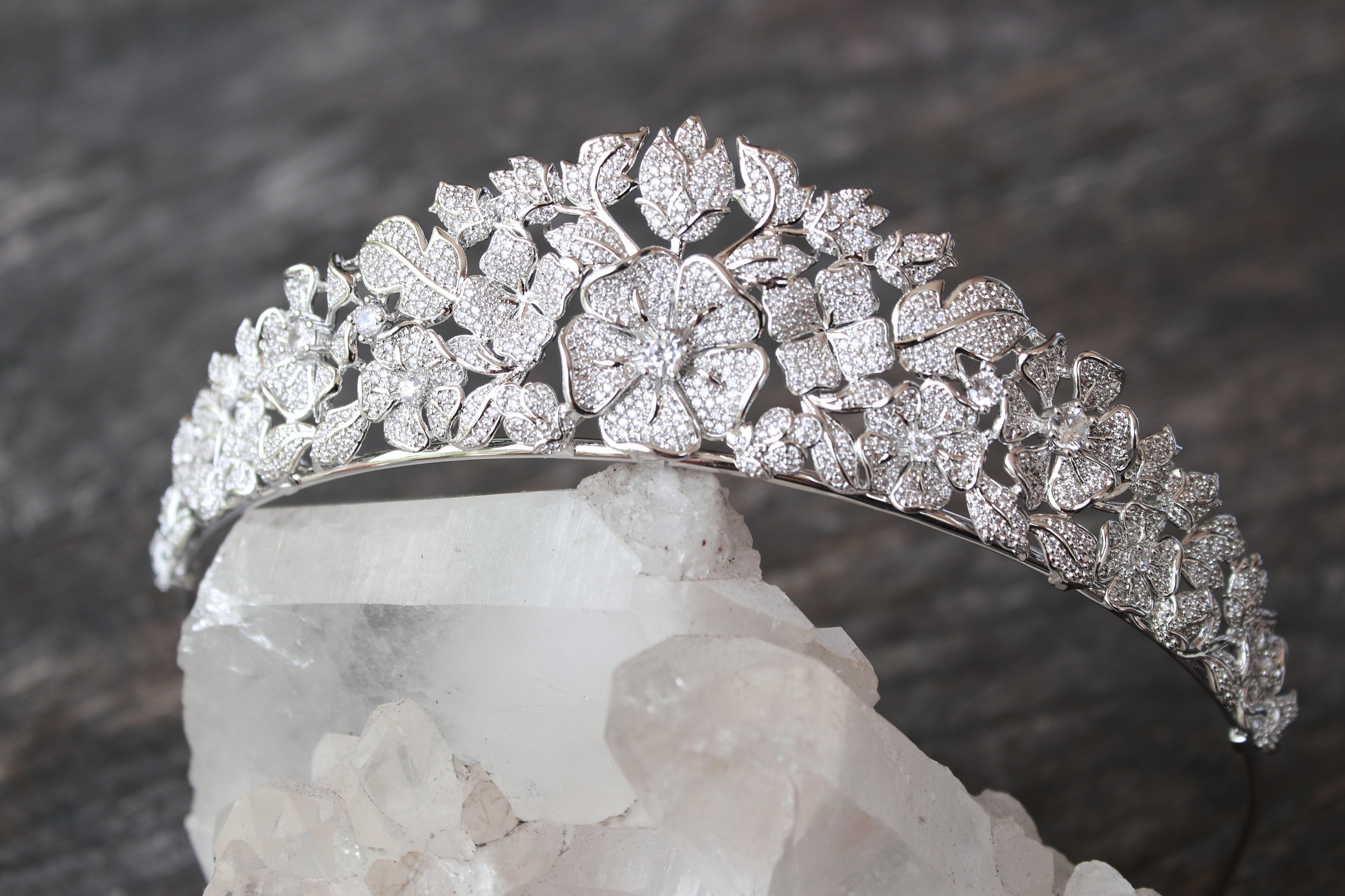 ELLINA Simulated Diamond Bridal Tiara - Elegant Wedding Crown for Bride, Princess, Prom & Special Occasions