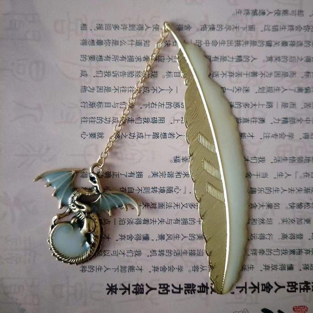 3D Flying Dragon Metal Bookmark with Feather & Luminous Design - Glow in The Dark Reading Accessory with Gift Box - Perfect Book Lover Gift for Women, Men & Kids (Golden) - Great for Night Reading, Fantasy Book Enthusiasts & Unique Gifts