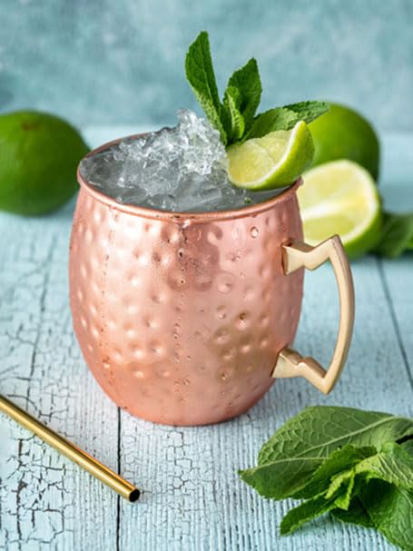 Premium 20oz Moscow Mule Mugs Set of 2 - Pure Copper Cups for Cocktails, Gift Box Included | Perfect for Moscow Mule, Mojito, Whiskey & Iced Coffee | Rust-Free Copper Mugs with Ergonomic Handle for Home Bar & Outdoor Parties