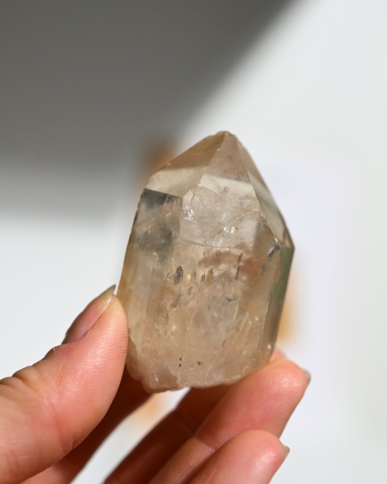 Natural Elestial Citrine Crystal Point - Healing Stone for Meditation, Chakra Balancing & Spiritual Growth - Perfect for Home Decor, Yoga & Energy Work