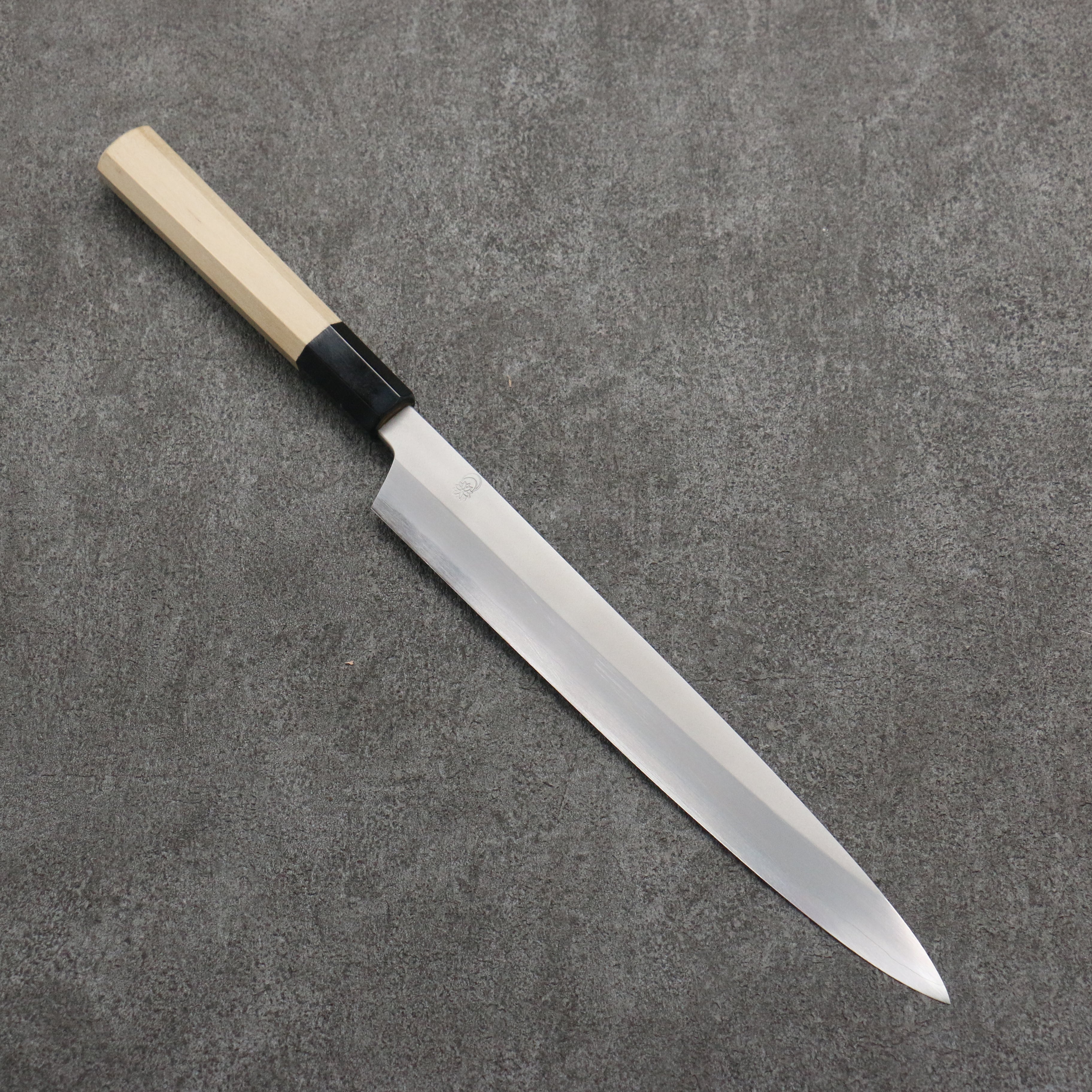 Premium Kikuzuki Silver Steel No.3 Yanagiba Sushi Knife 240mm with Magnolia Wood Handle - Professional Japanese Sashimi & Sushi Preparation Tool for Chefs & Home Cooks
