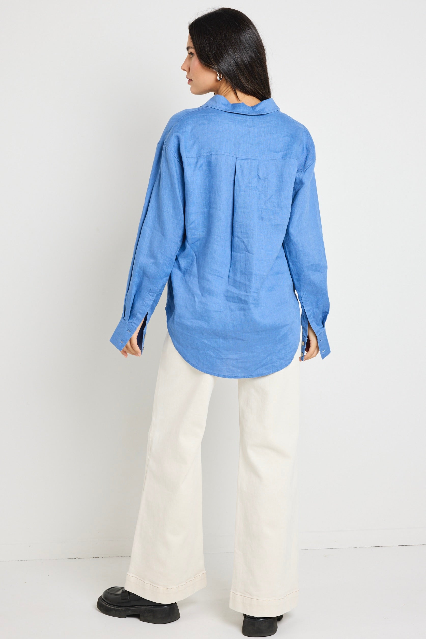 Optimum True Blue Linen Oversized Shirt for Women - Soft & Breathable Button Down Blouse - Perfect for Summer, Beach & Casual Outfits
