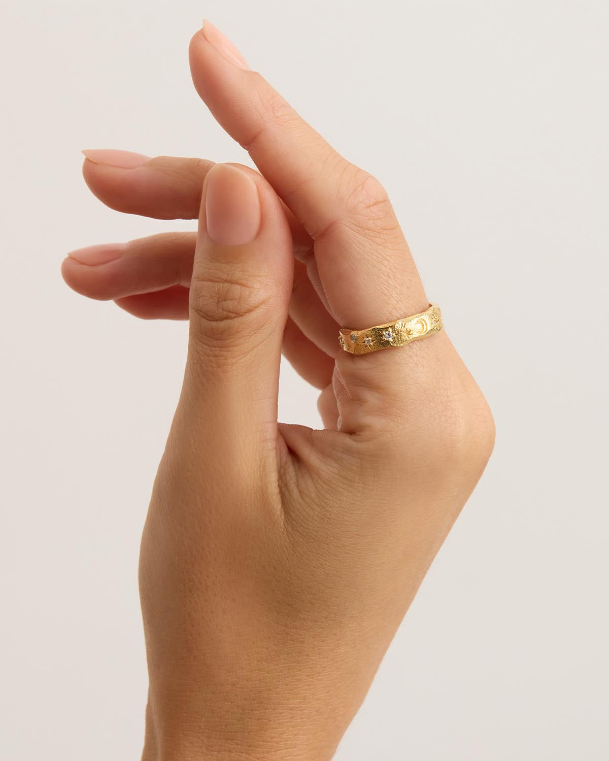 18K Gold Vermeil Wanderer Ring for Women - Elegant Stackable Dainty Ring for Everyday Wear, Travel & Special Occasions