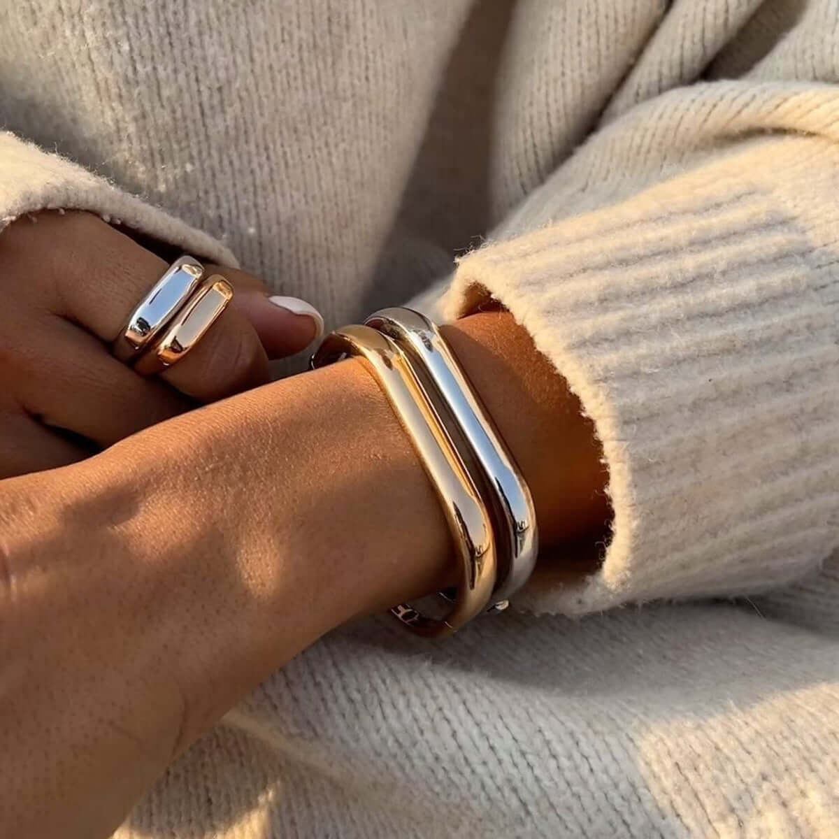 Minimalist Square Plain Buckle Bangle Bracelet for Women - Simple Elegant Gold Silver Jewelry Gift | JDB033 | Perfect for Everyday Wear, Office & Special Occasions