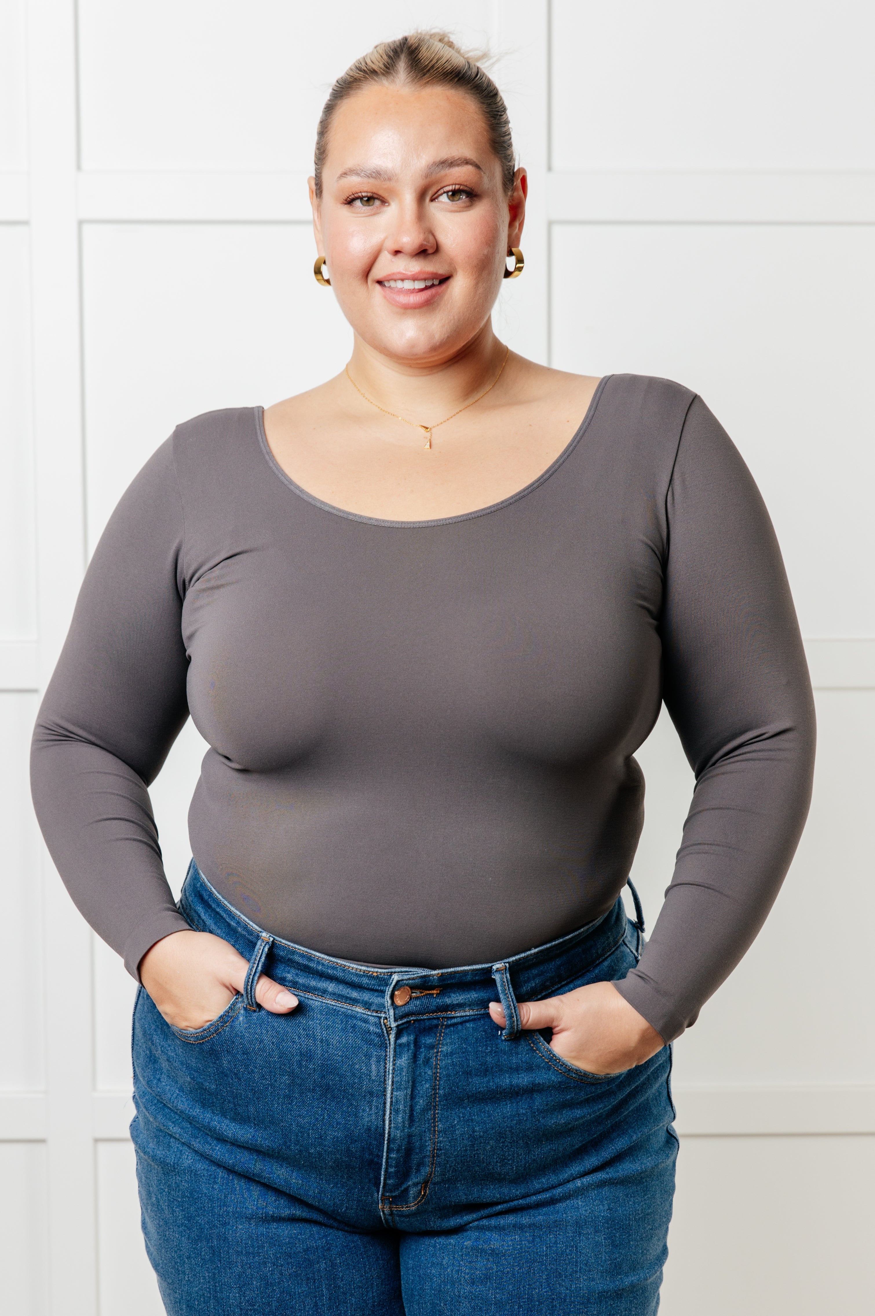 Seamless Reversible V-Neck Basic T-Shirt for Women - Soft Stretch Comfort Fit in Charcoal Gray - Perfect for Layering, Workouts & Casual Wear