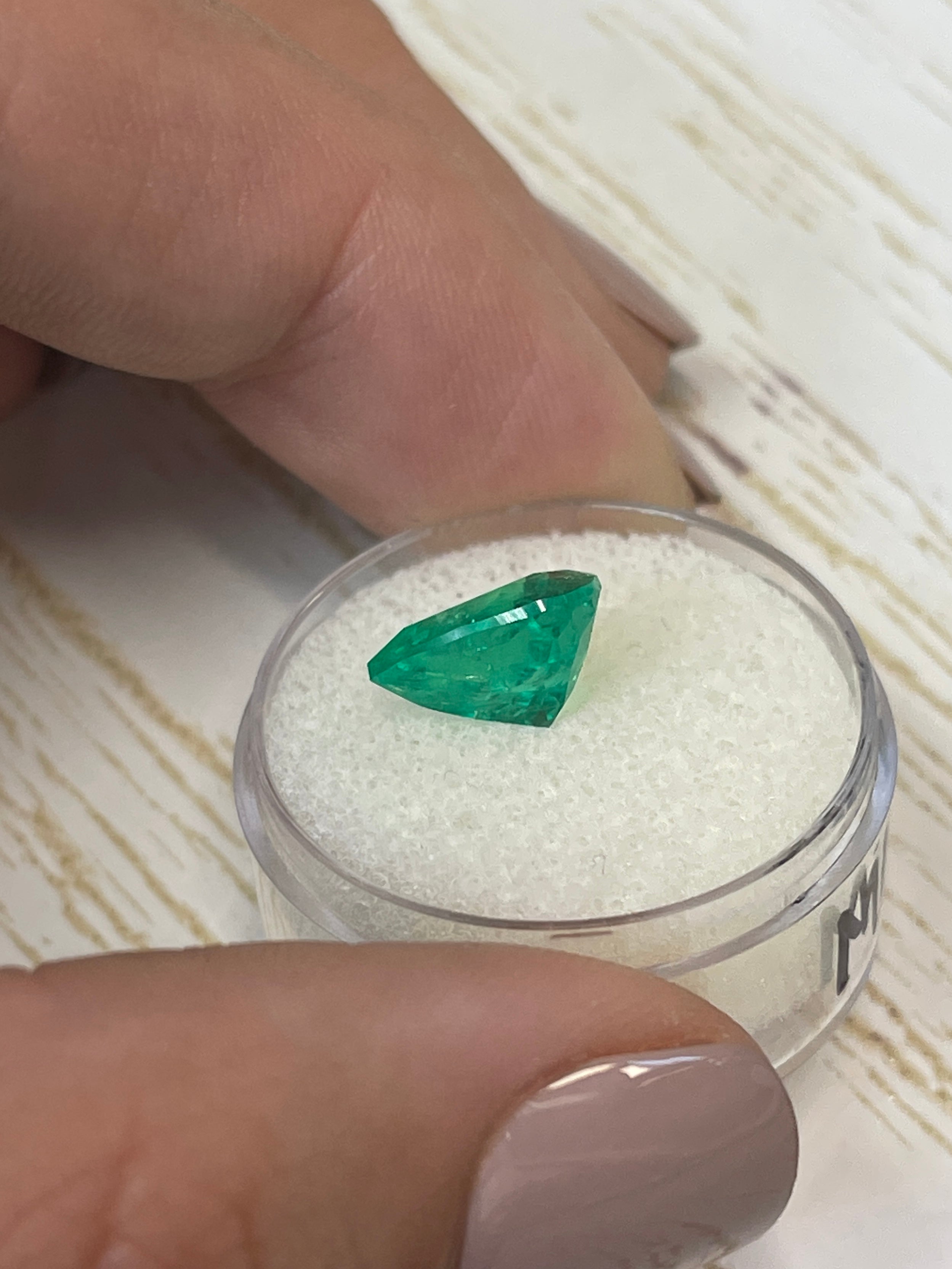 4.12 Carat Muzo Green Natural Loose Colombian Emerald Heart Cut Gemstone - Minor Oil Treatment | Perfect for Engagement Rings, Pendants & Fine Jewelry Making