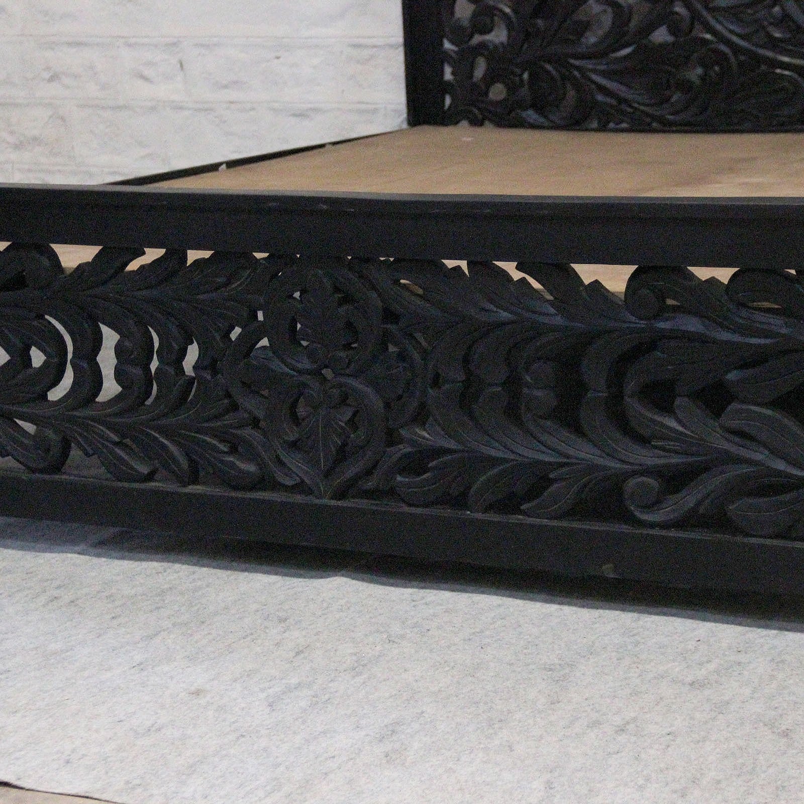 Hand Carved Indian Wooden 4 Poster Bed Frame - Queen Size Black Solid Wood Bed - Traditional Ethnic Bedroom Furniture for Master Bedroom & Guest Room