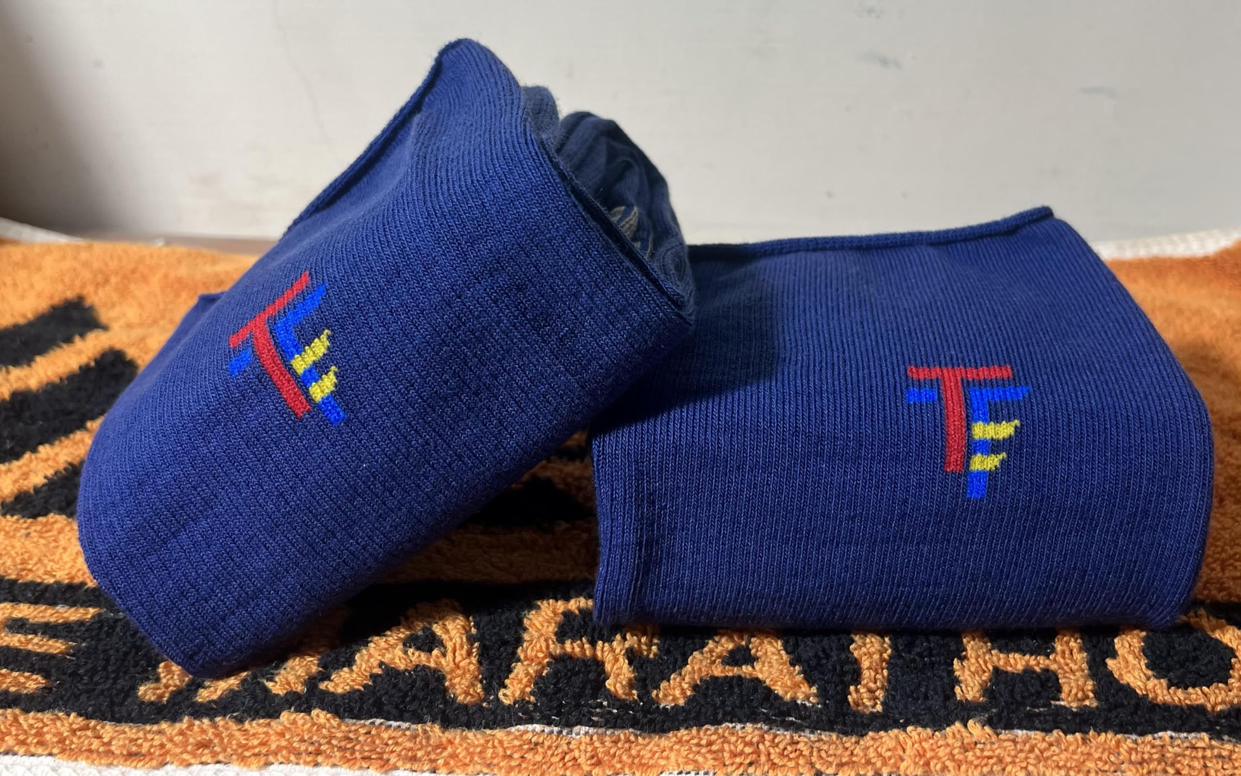 4XL Wide Calf & Big and Tall 20-30 mmHg Compression Socks for Men and Women - Blue | Improve Circulation & Reduce Swelling for Travel, Sports & Work