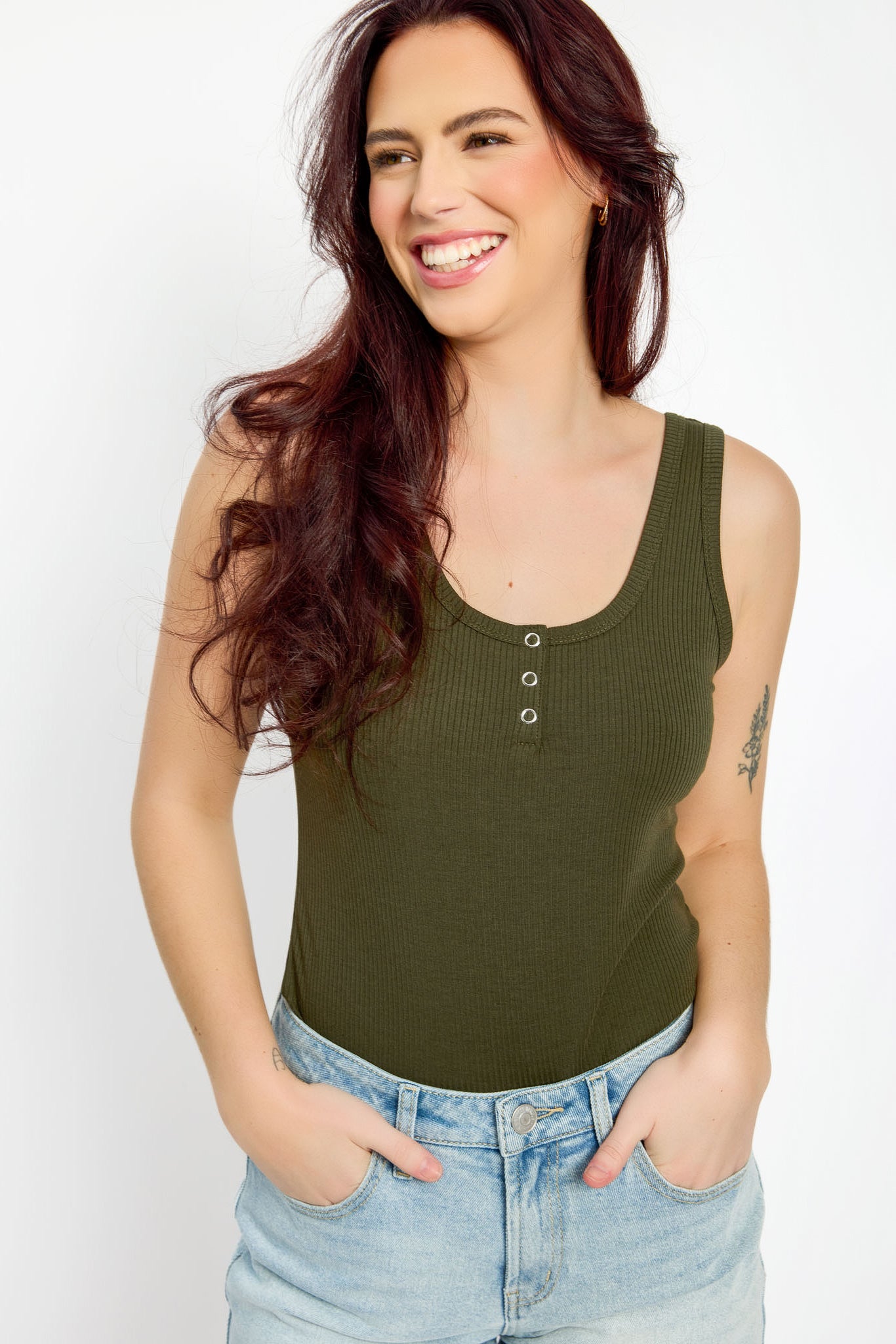 Stylish Ribbed Henley Tank Top for Women - Soft & Comfortable Summer Sleeveless Shirt - Perfect for Casual Wear, Beach Outings & Gym Workouts
