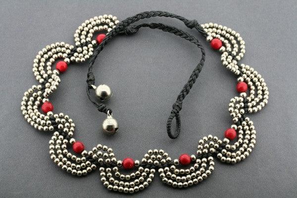 Elegant White Beaded Flower Necklace for Women - Perfect for Weddings, Parties & Everyday Fashion Accessories