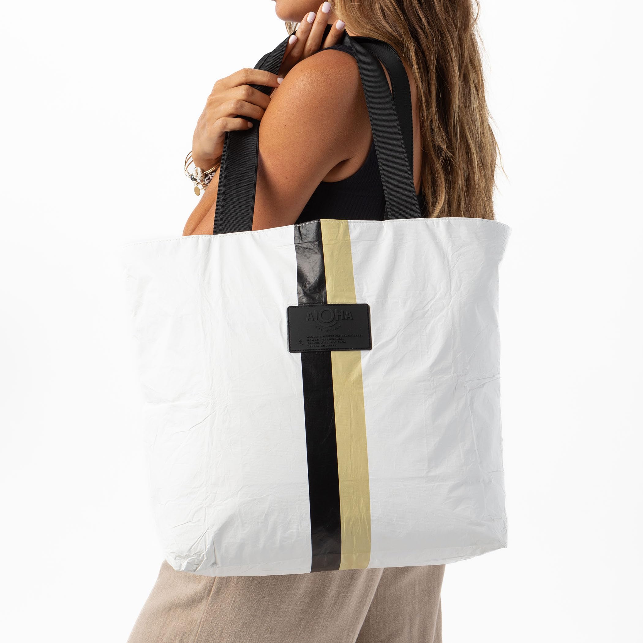 ALOHA Collection Lightweight Packable Water-Resistant Beach Tote Bag - Easy to Clean & Foldable for Travel, Shopping, and Beach Days