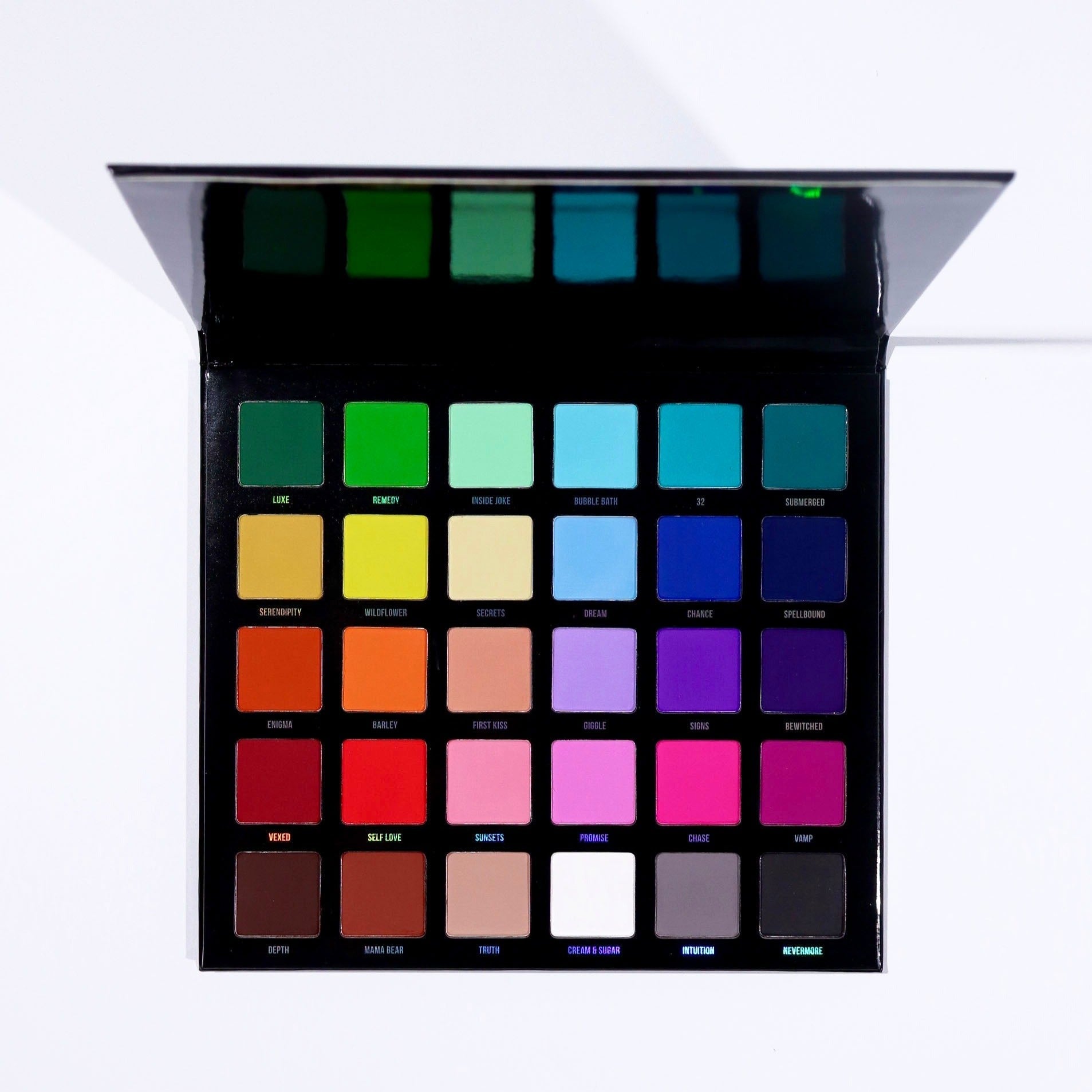 Best Blends Eyeshadow Palette - 12 Highly Pigmented Matte & Shimmer Shades for Stunning Eye Makeup | Perfect for Everyday Wear, Party & Special Occasions