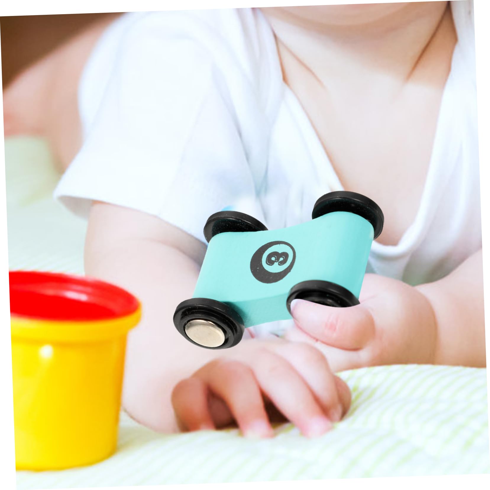 Retractable Wooden Race Car Toys Set of 4 - Eco-Friendly Pull Back Toy Cars for Toddlers & Kids Ages 1+ - Perfect for Indoor Play, Birthday Gifts & Early Learning Development