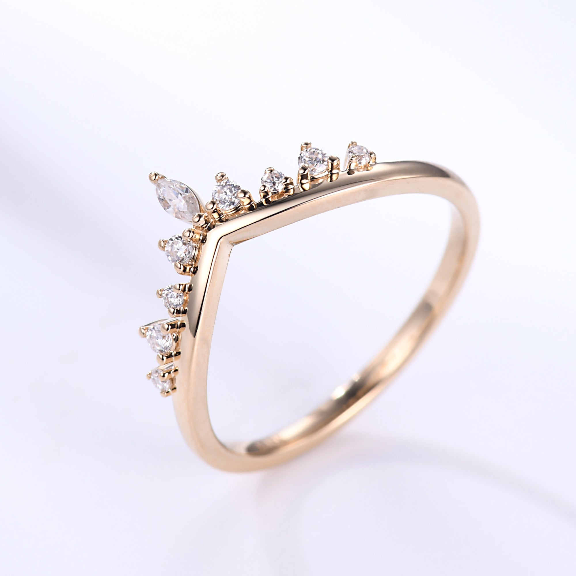 14k Yellow Gold V-Curve Moissanite Wedding Ring Set for Women - Elegant Chevron Matching Band, Perfect for Bridal Jewelry & Anniversary Gifts