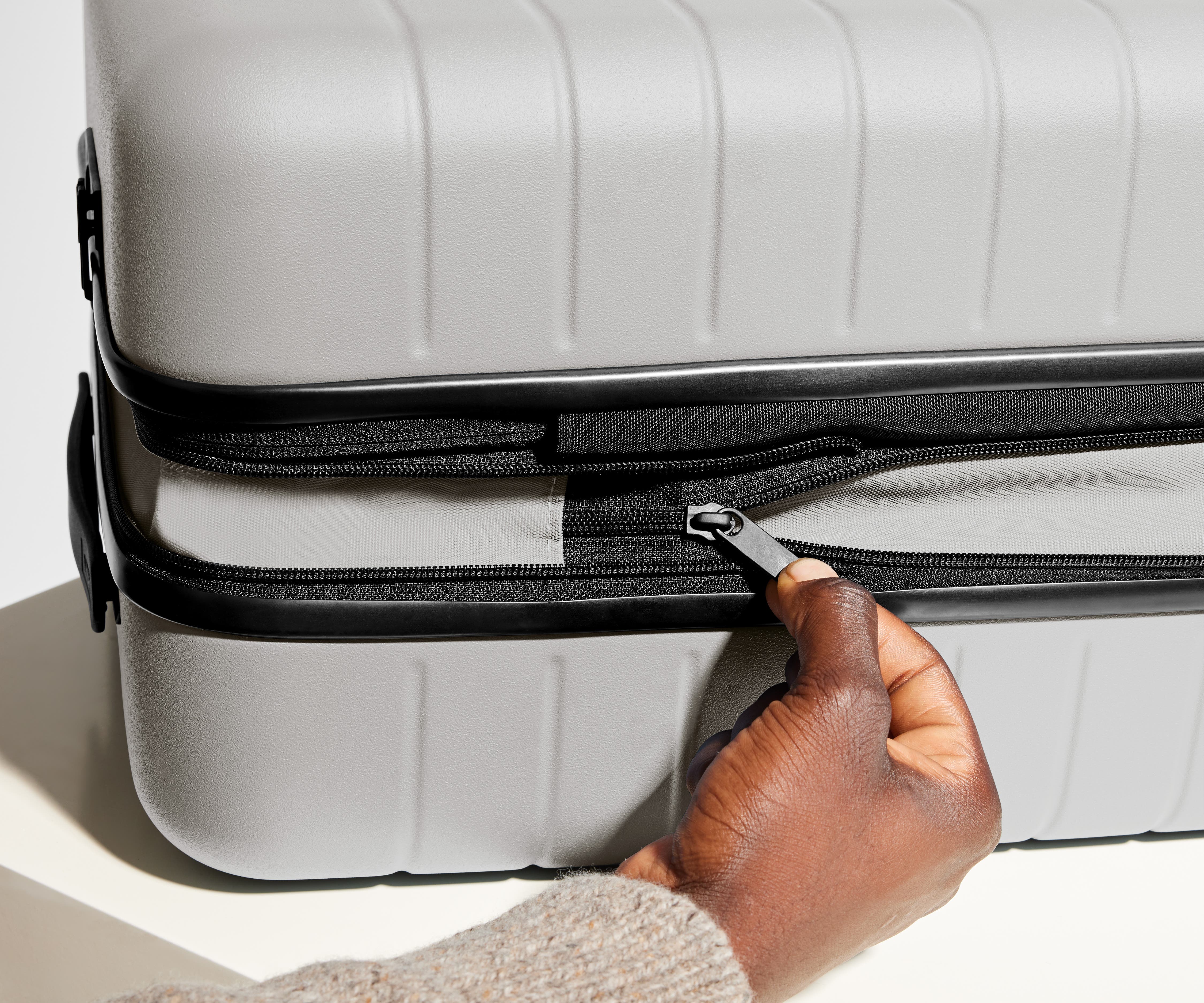 The Carry On Flex in Cloud Gray - Lightweight Expandable Luggage for Travel, Business & Weekend Getaways - Perfect for Airplane Overhead Bins & Road Trips