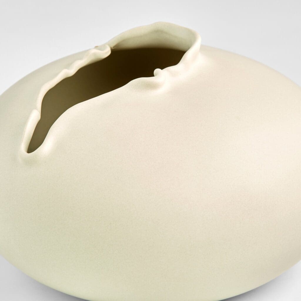 Cyan Design 11404 Tambora Vase - Large Off White Ceramic Vase for Home Decor, Wedding Centerpiece, Living Room & Dining Table Decoration