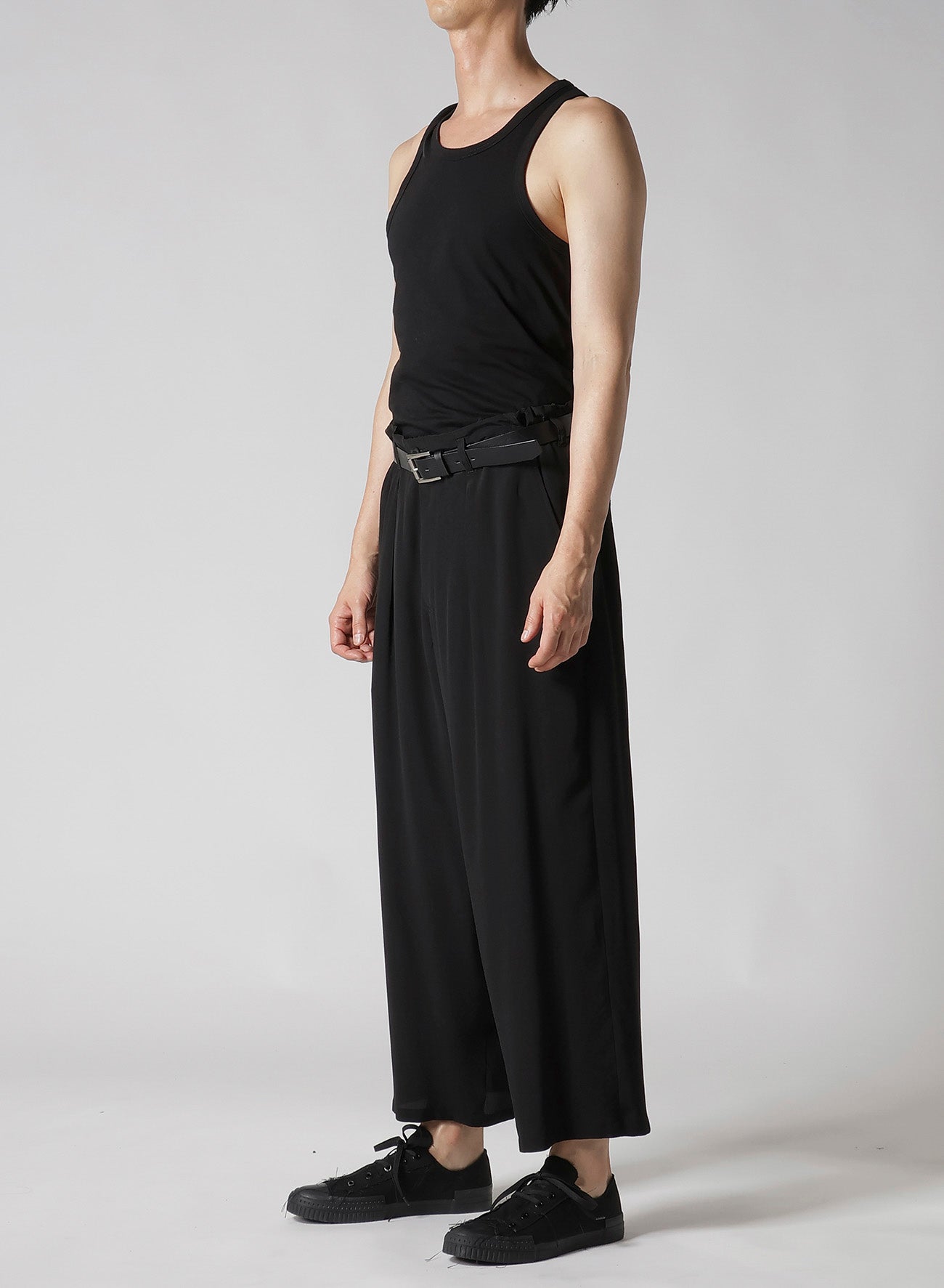 16M Crepe de Chine R Coin Pocket Pants - Elegant & Comfortable Women's Trousers for Work, Travel & Casual Wear