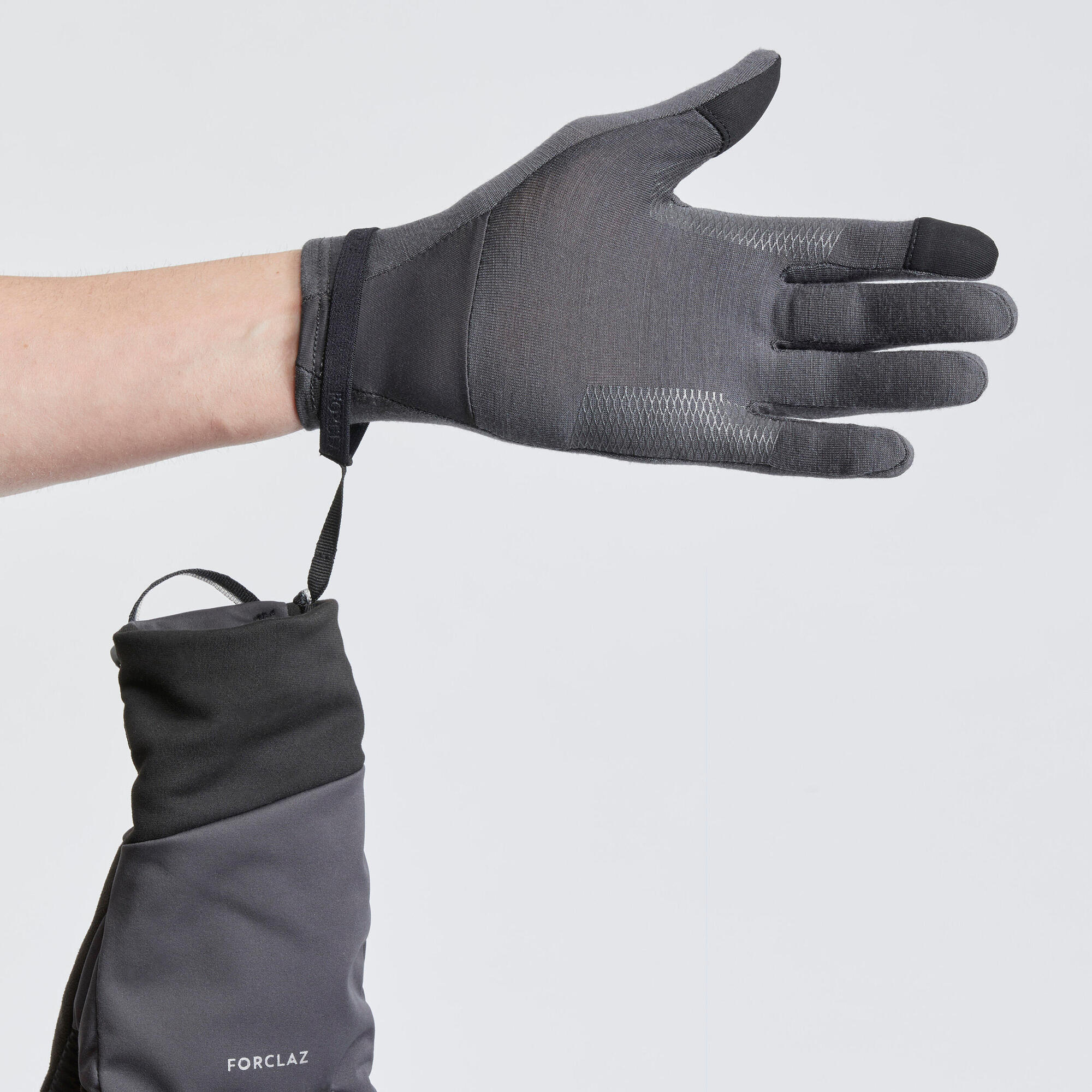 Forclaz MT900 Hiking Gloves for Adults - Lightweight, Waterproof & Durable - Perfect for Backpacking, Camping & Outdoor Adventures