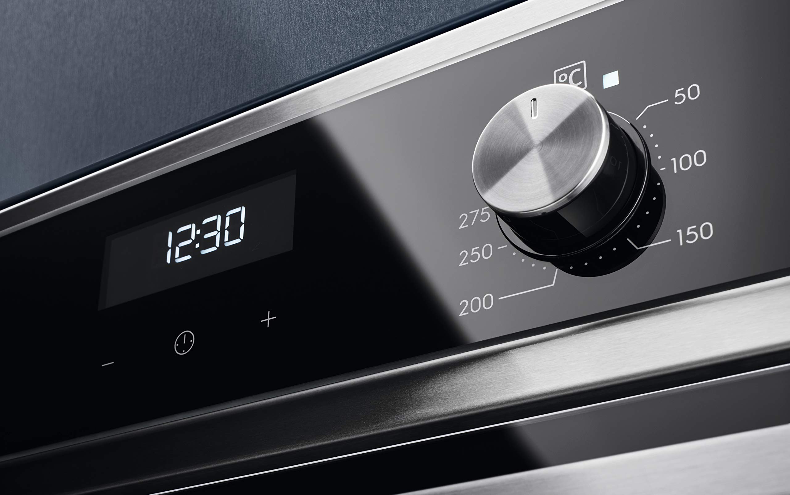 Electrolux EOC5H40X 72L Built-in Electric Oven with Convection Fan & Steam Cooking - 2780W Stainless Steel Multifunction Oven for Baking, Roasting & Healthy Cooking | Perfect for Home Kitchens & Professional Chefs