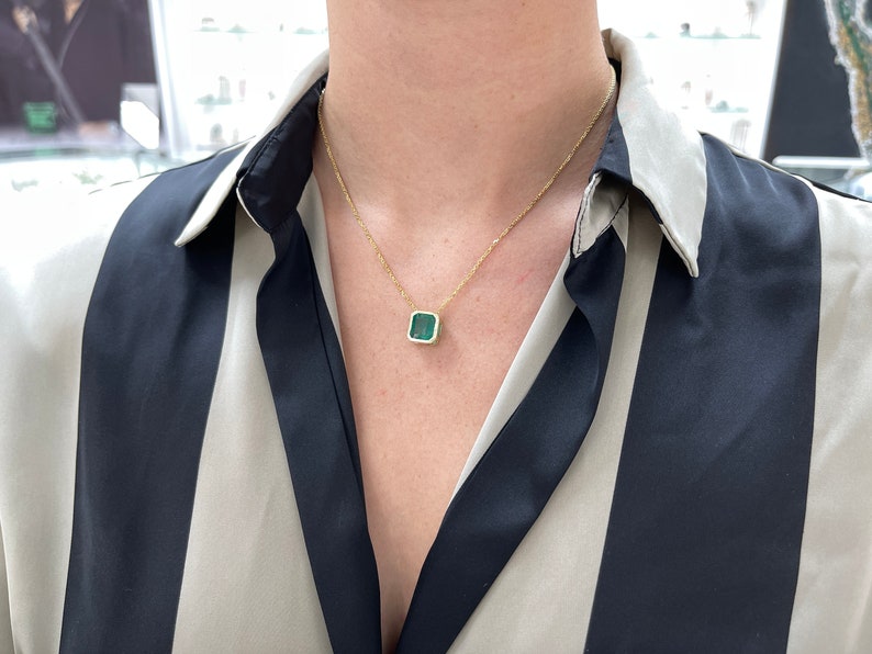4.40ct 14K Gold Natural Asscher Cut Medium Dark Green Emerald Solitaire Pendant Necklace for Women - Elegant Jewelry Gift for Birthday, Anniversary & Special Occasions