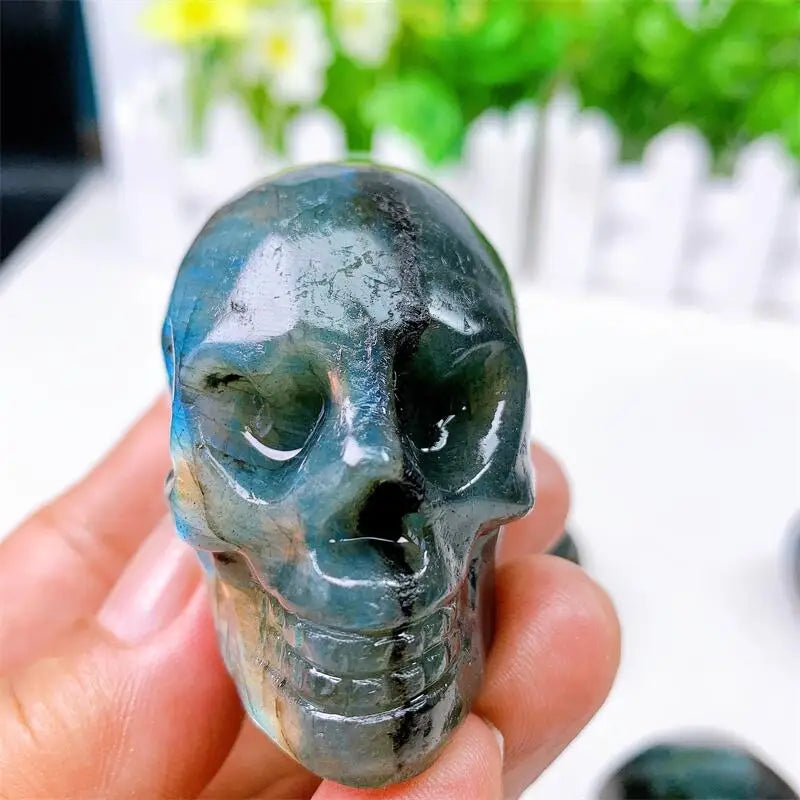 Hand Carved Natural Labradorite Crystal Skull Statue - Reiki Healing Stone, Heart & Eye Design - Perfect for Halloween Decor, Meditation & Spiritual Gifts (1 Piece)