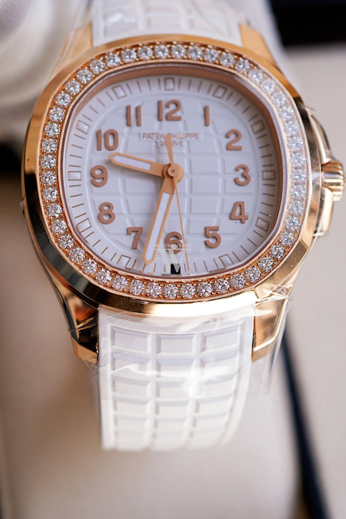 Patek Philippe Aquanaut Luce Automatic Watch - 18K Rose Gold Case, White Dial, Ref. 5269/200R-001 | Luxury Swiss Timepiece for Men, Perfect for Business Meetings & Special Occasions