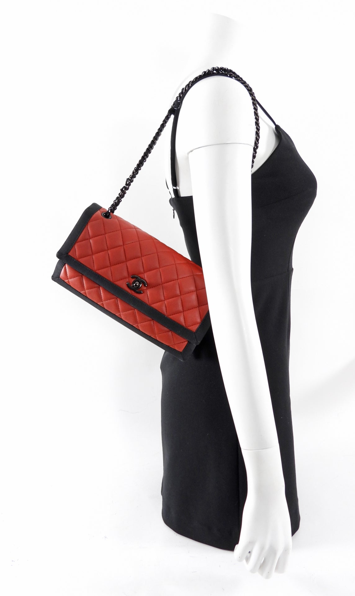 Chanel Red Quilted Leather Crossbody Bag with Chain Strap - Luxury Designer Handbag for Women, Perfect for Parties, Date Nights & Special Occasions