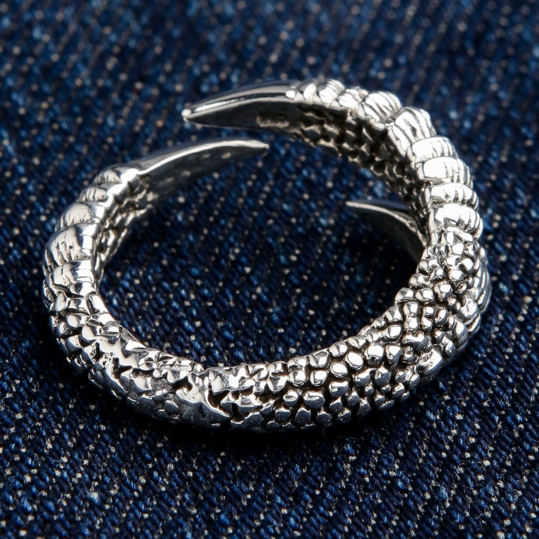 Gothic Claw Sterling Silver Ring for Women - Elegant Gothic Jewelry for Halloween, Cosplay, and Dark Fashion Accessories