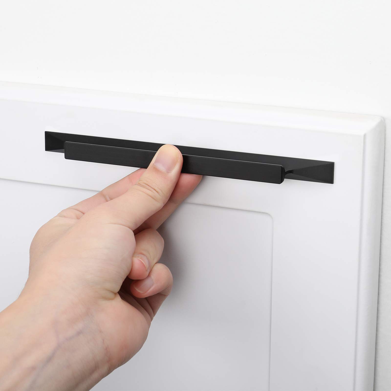 25 Pack Black Aluminum Alloy Cabinet Handles & Drawer Pulls - 6-1/4