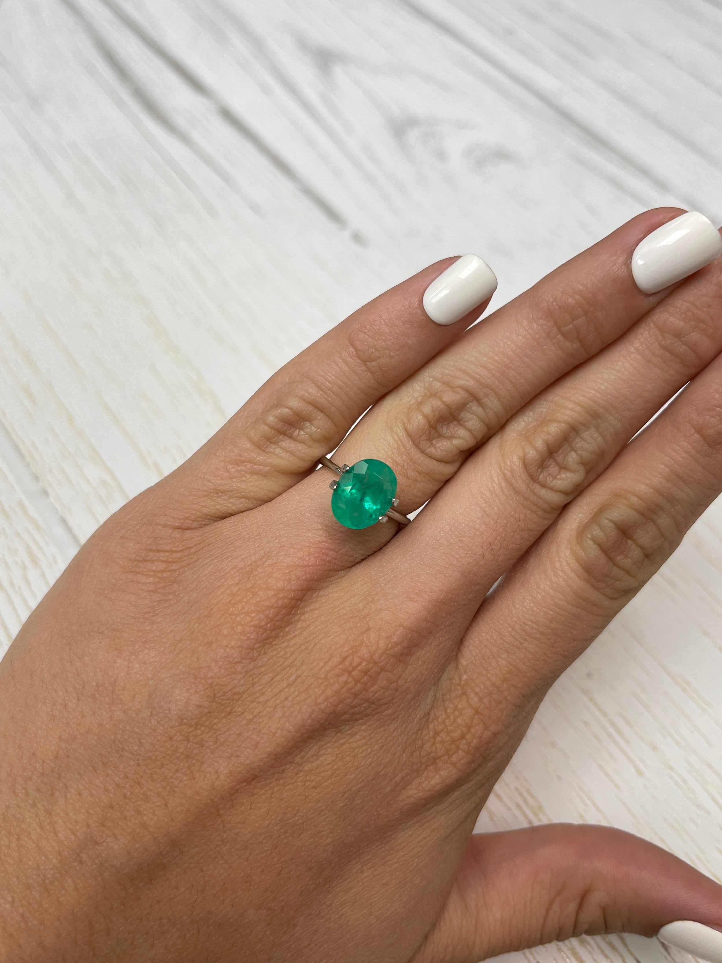 3.86 Carat Deep Emerald Green Natural Loose Colombian Emerald Oval Cut Gemstone for Jewelry Making, Engagement Rings & Luxury Gifts