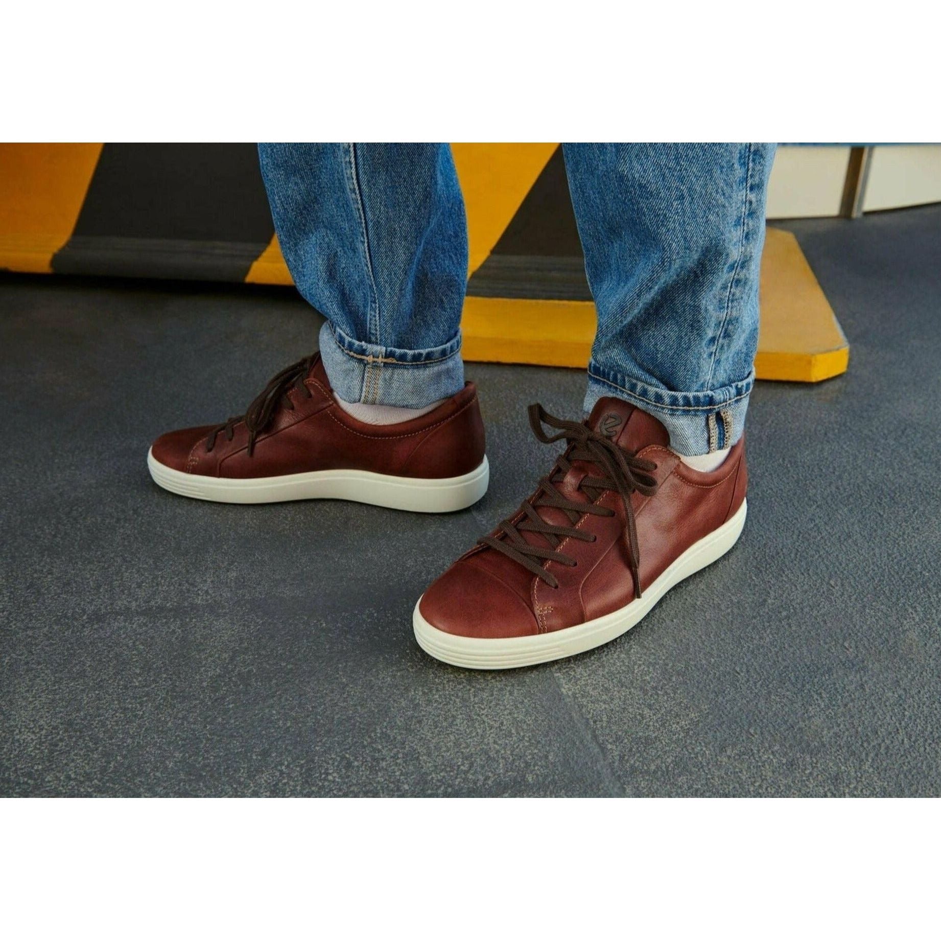 ECCO SOFT 7 City Sneakers for Men - Comfortable Walking Shoes for Urban Commute & Casual Wear