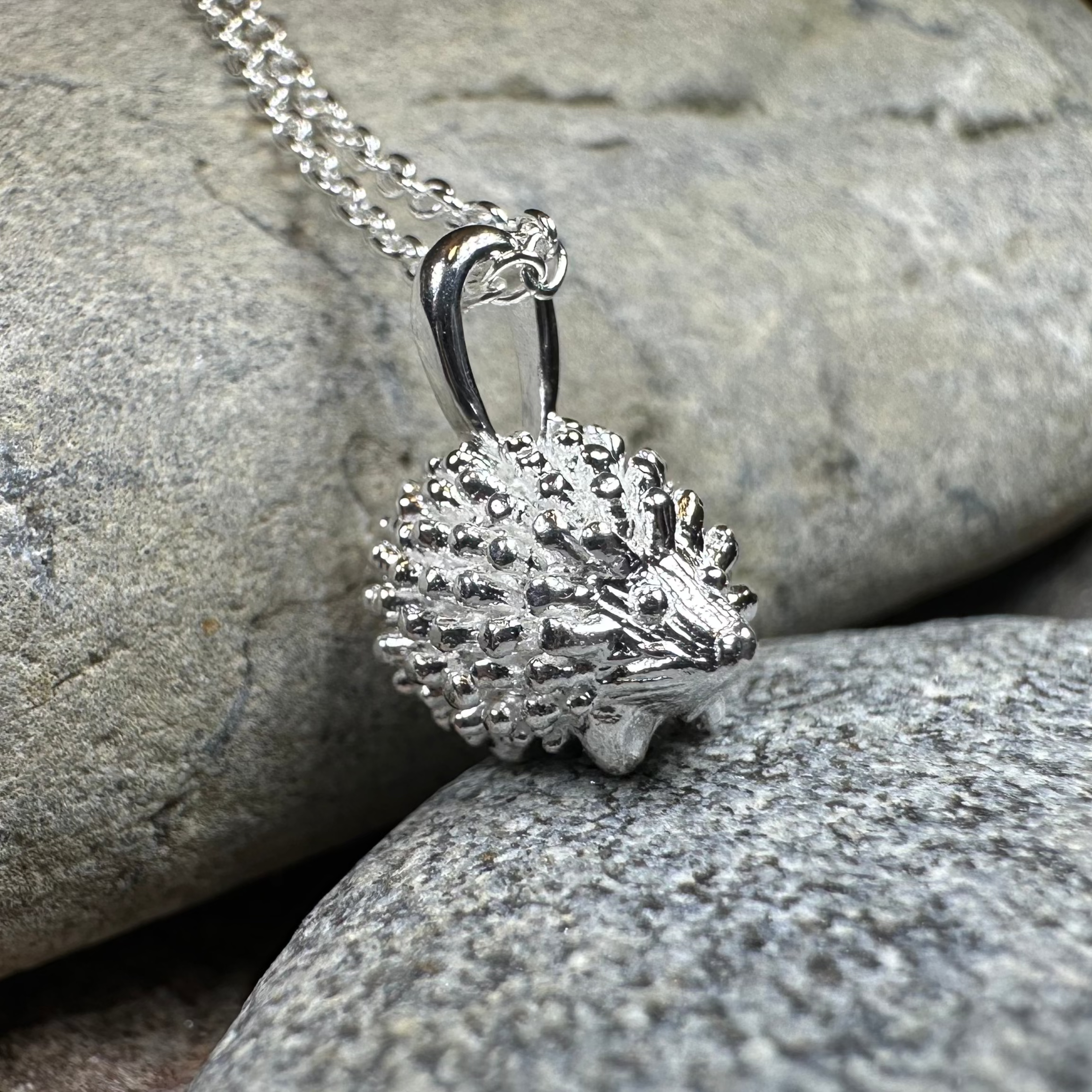Realistic Hedgehog Necklace - Cute Animal Jewelry for Women & Girls - Perfect Gift for Animal Lovers, Birthday & Everyday Wear