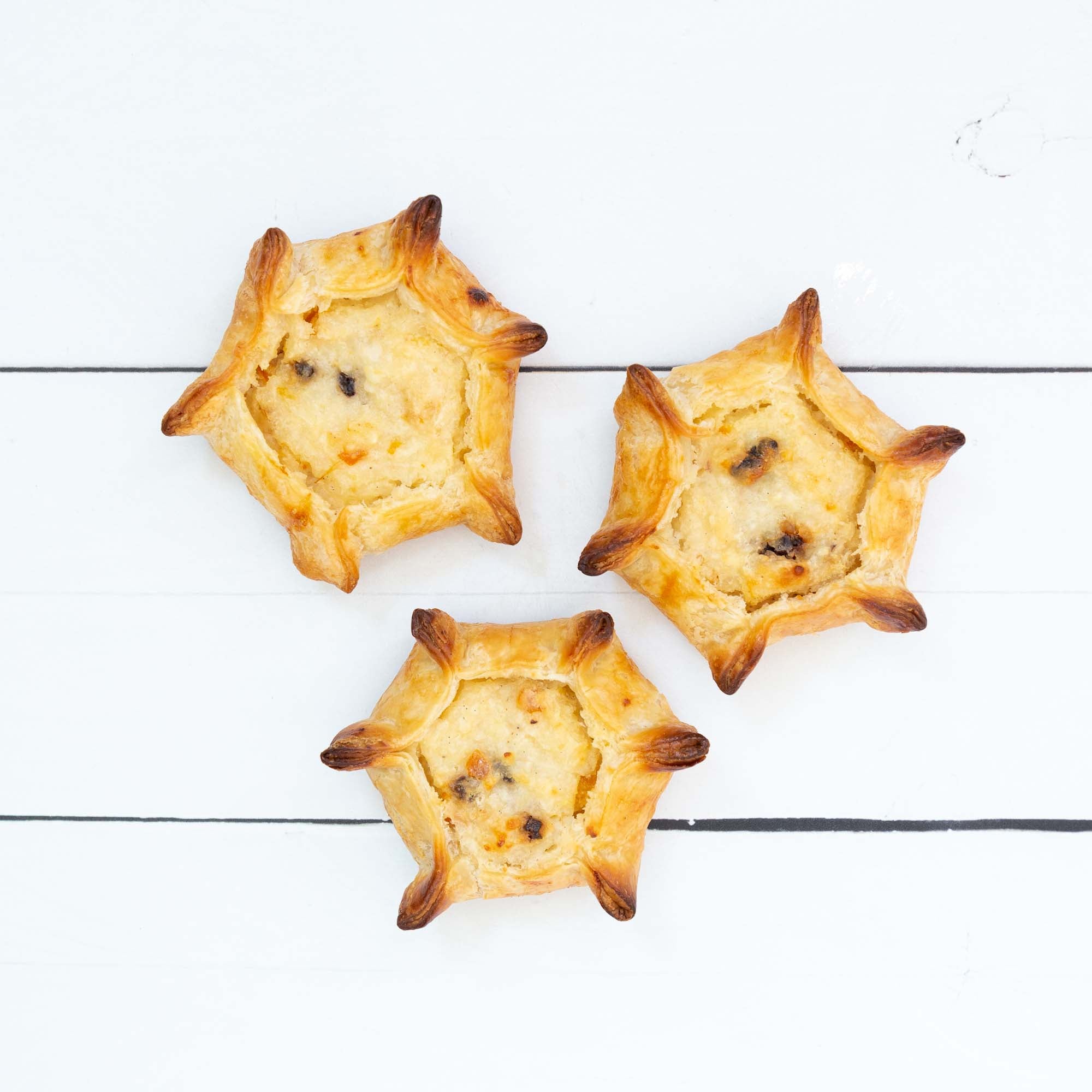 Delicious Sweet Risotto Tartlets - Italian Dessert Pastries for Parties, Holidays & Special Occasions | Perfect for Afternoon Tea, Wedding Favors & Gourmet Gifts