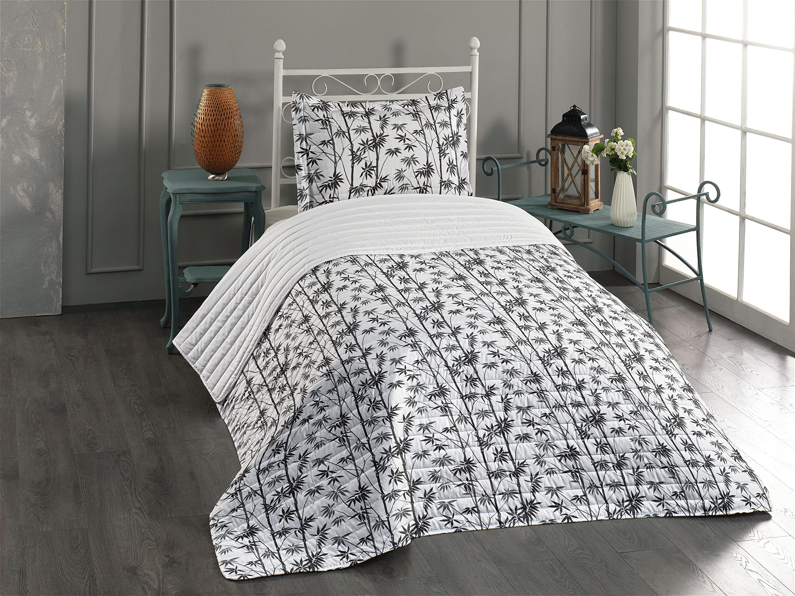 Lunarable Asian Print Microfiber Bedspread Set - Monochrome Exotic Trees Floral Garden Japanese Nature Design, Soft Twin Size Bedding with Pillow Shams & Comforter in White Black Grey | Perfect for Boho Chic, Zen Bedroom Decor & Asian-Inspired Home Styling