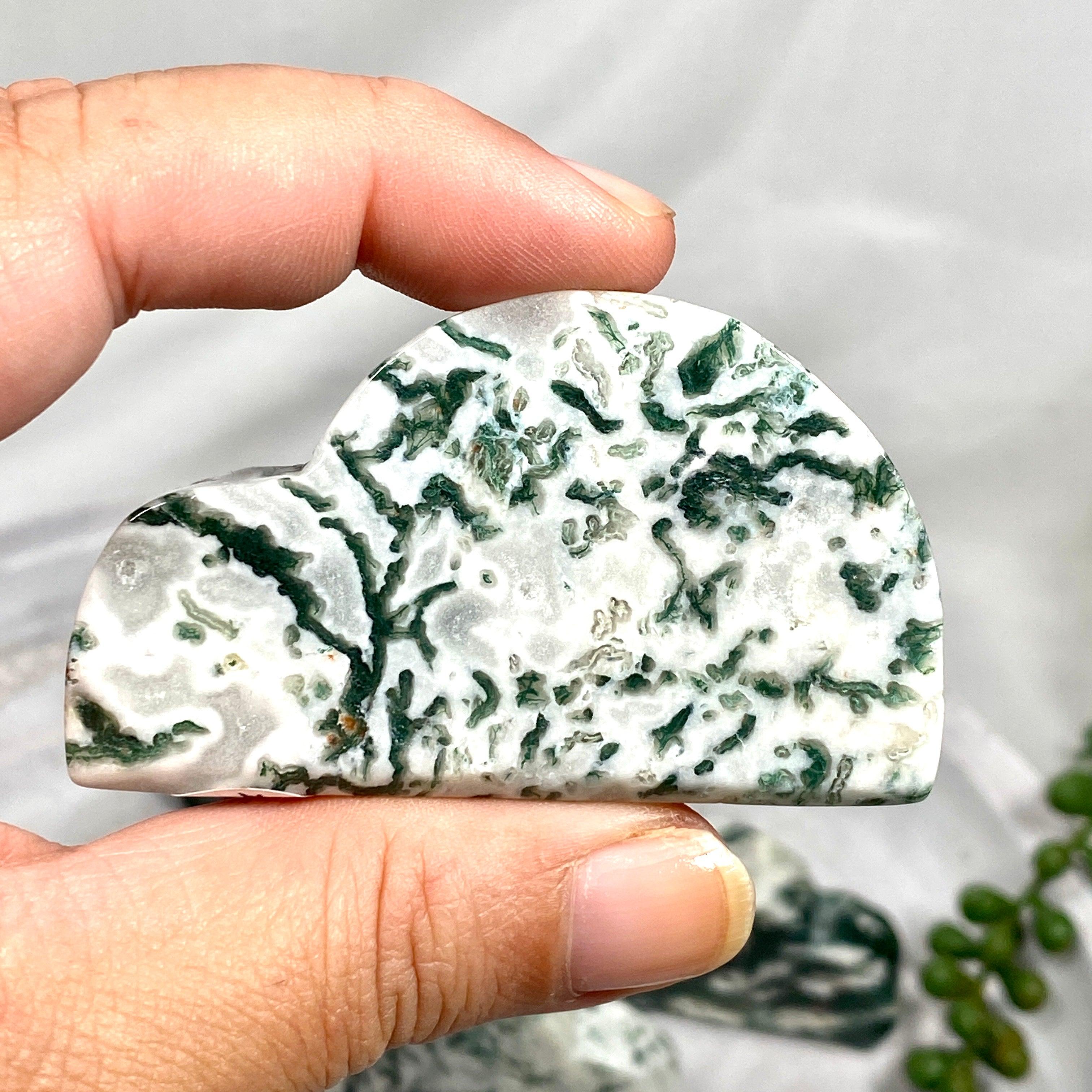 Natural Moss Agate Cloud Pendant Necklace - Healing Crystal Jewelry for Women - Perfect for Meditation, Yoga & Spiritual Gifts