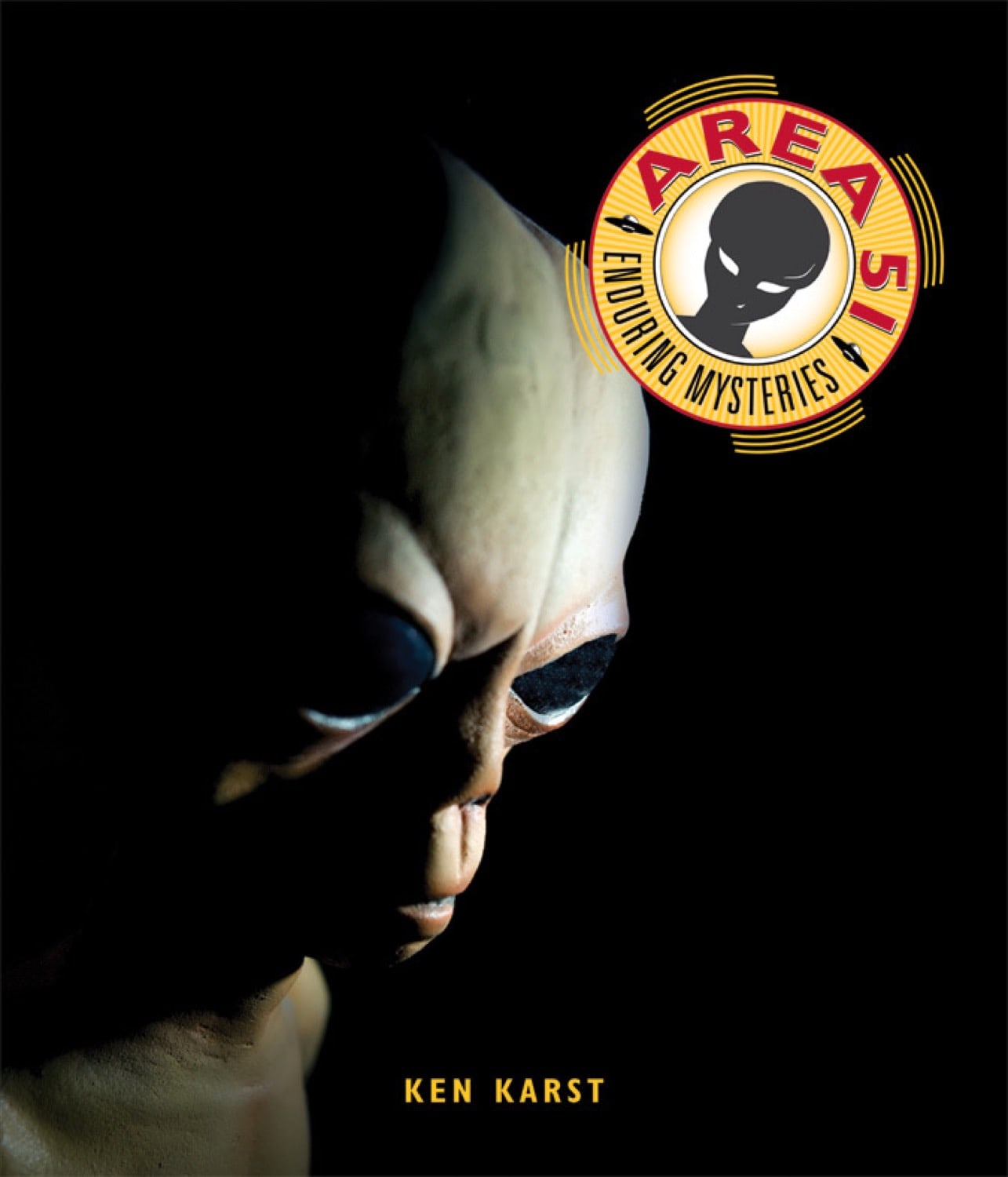 Area 51: The Official History Book (ISBN 9781608183999) - UFO Research, Conspiracy Theories & Government Secrets - Perfect for Paranormal Enthusiasts & History Buffs