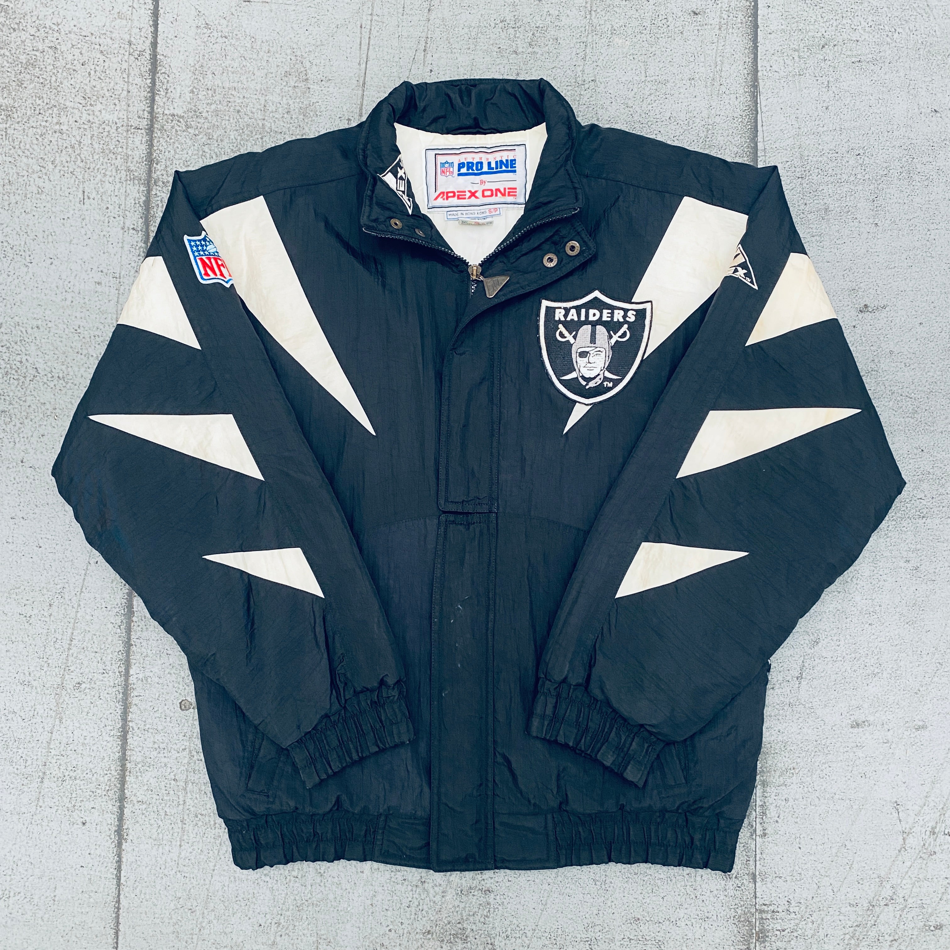 Oakland Raiders 1990s Apex One Sharktooth Full Zip Jacket for Men - Vintage NFL Football Hoodie, Perfect for Game Day, Tailgating & Sports Fan Apparel
