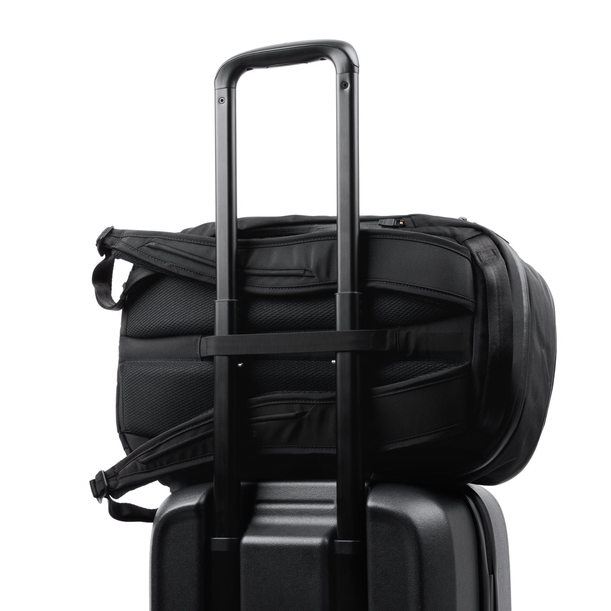 Bellroy Transit Carry On Luggage - Lightweight Expandable Travel Suitcase for Business & Vacation | Perfect for Airplane Overhead Bin & Weekend Getaways
