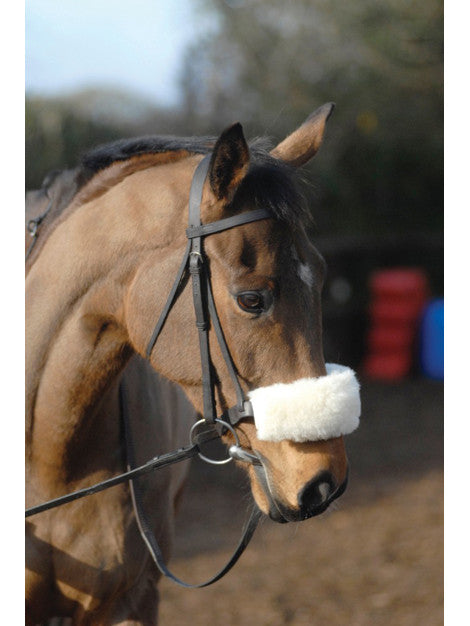 Premium Griffin Wool Noseband Cover for Horses - Soft & Breathable Equestrian Accessory - Perfect for Riding, Training & Cold Weather Protection