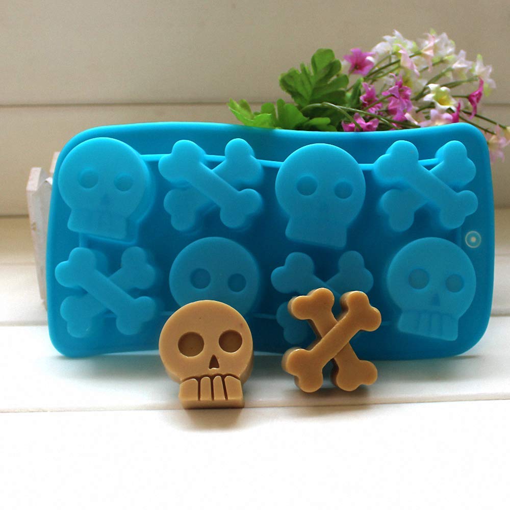 5Pcs Halloween Silicone Chocolate Molds Set - Bat, Pumpkin, Witch Hat, Ghost & Skull Shapes for Candy, Jello, Soap, Wax, Crayon Melts - Perfect for Halloween Party Favors, DIY Crafts & Home Decorations