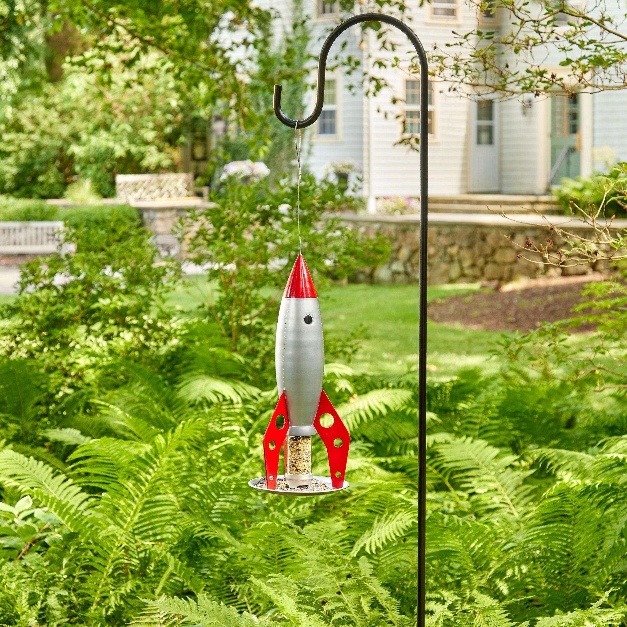 Premium Rocketship Bird Feeder for Outdoor Garden - Attract Wild Birds with Unique Space-Themed Design - Perfect for Backyard, Patio & Bird Watching Enthusiasts