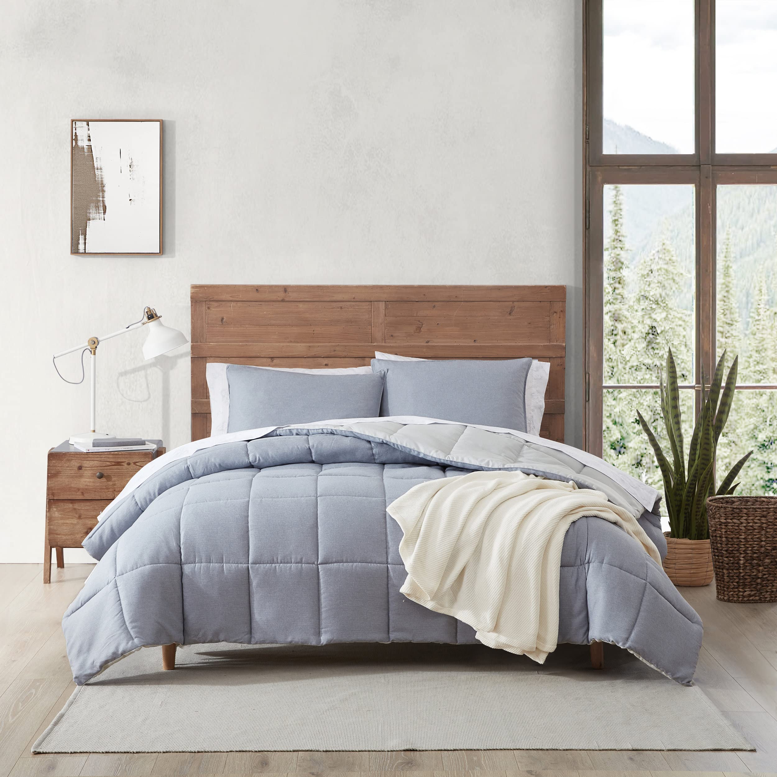 Eddie Bauer Twin Comforter Set - Reversible Soft Bedding with Matching Sham, Wrinkle Resistant Herringbone Light Blue/Grey - Perfect for Kids' Rooms, Guest Beds & Cozy Dorm Decor