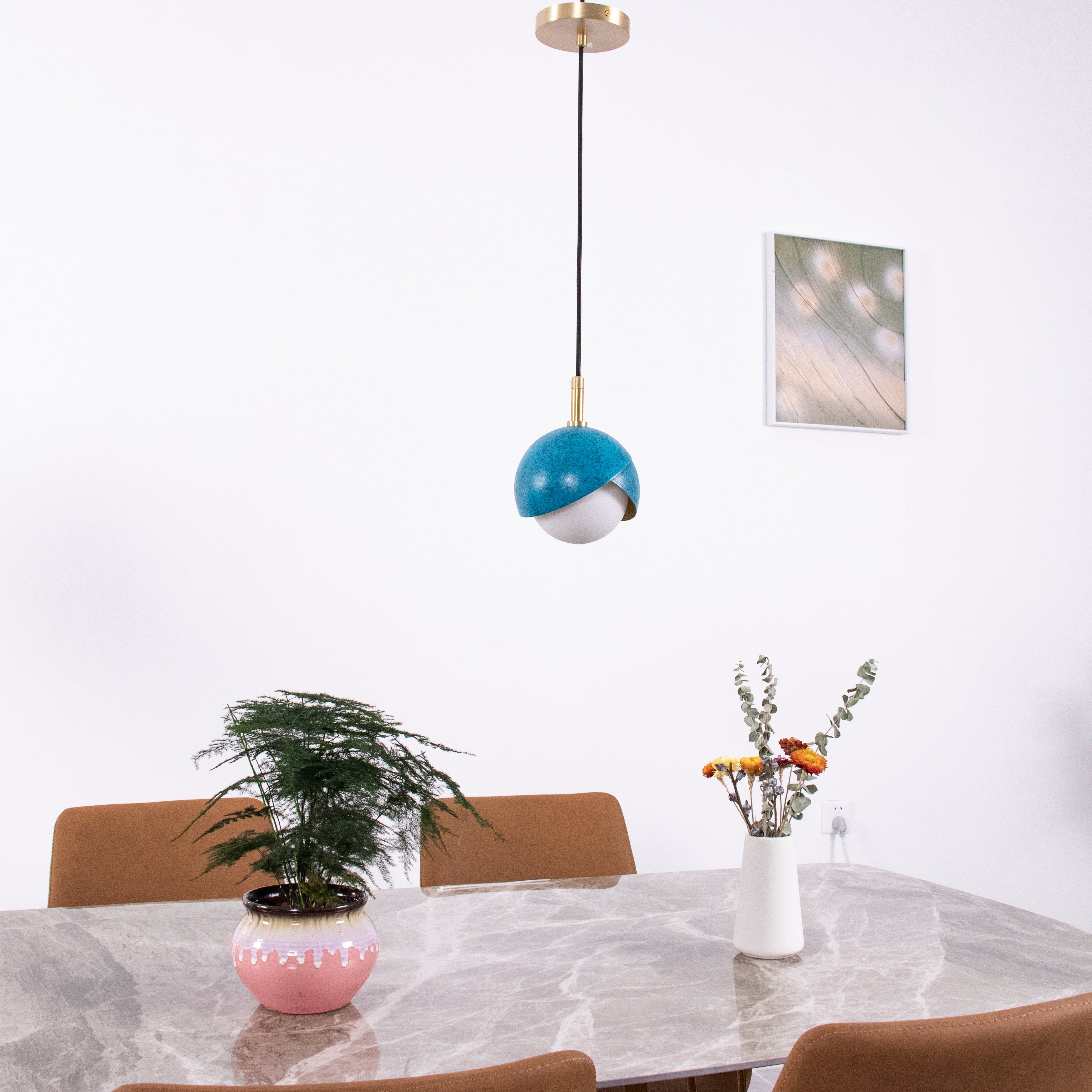 Elegant Earring Pendant Light - Modern Hanging Chandelier for Bedroom, Dining Room & Living Room Decor - Dimmable LED Lighting Fixture for Home & Office