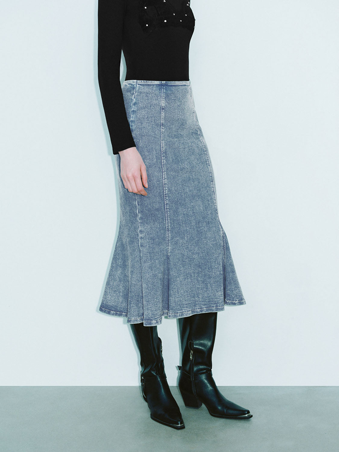 Stylish Women's Denim Fishtail Skirts - High Waisted A-Line Midi Skirt with Pockets | Perfect for Casual Outfits, Date Nights & Office Wear