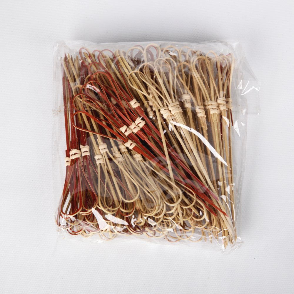 Red Bamboo Heart-Shaped Appetizer Picks & Sandwich Sticks - 4.75 Inch (100 Count) - Perfect for Parties, Weddings, and Cocktail Garnishes