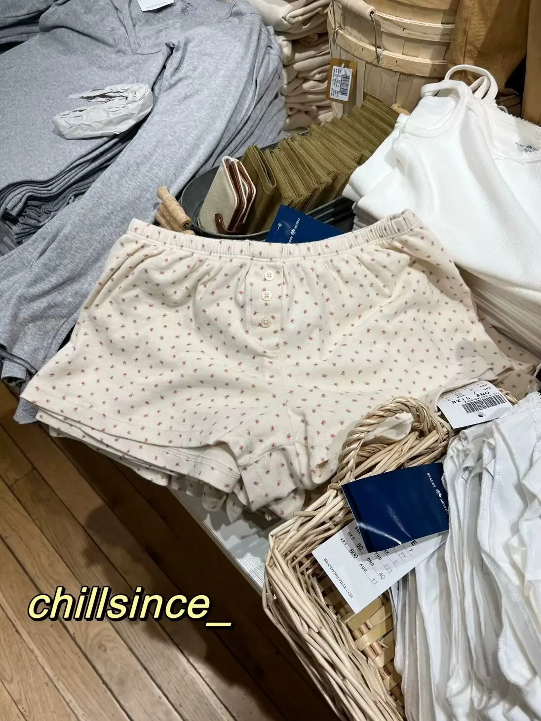 Vintage Low Waist Women's Casual Soft Cotton Shorts with Front Buttons - Summer Chic Bottoms for Beach, Travel & Everyday Wear