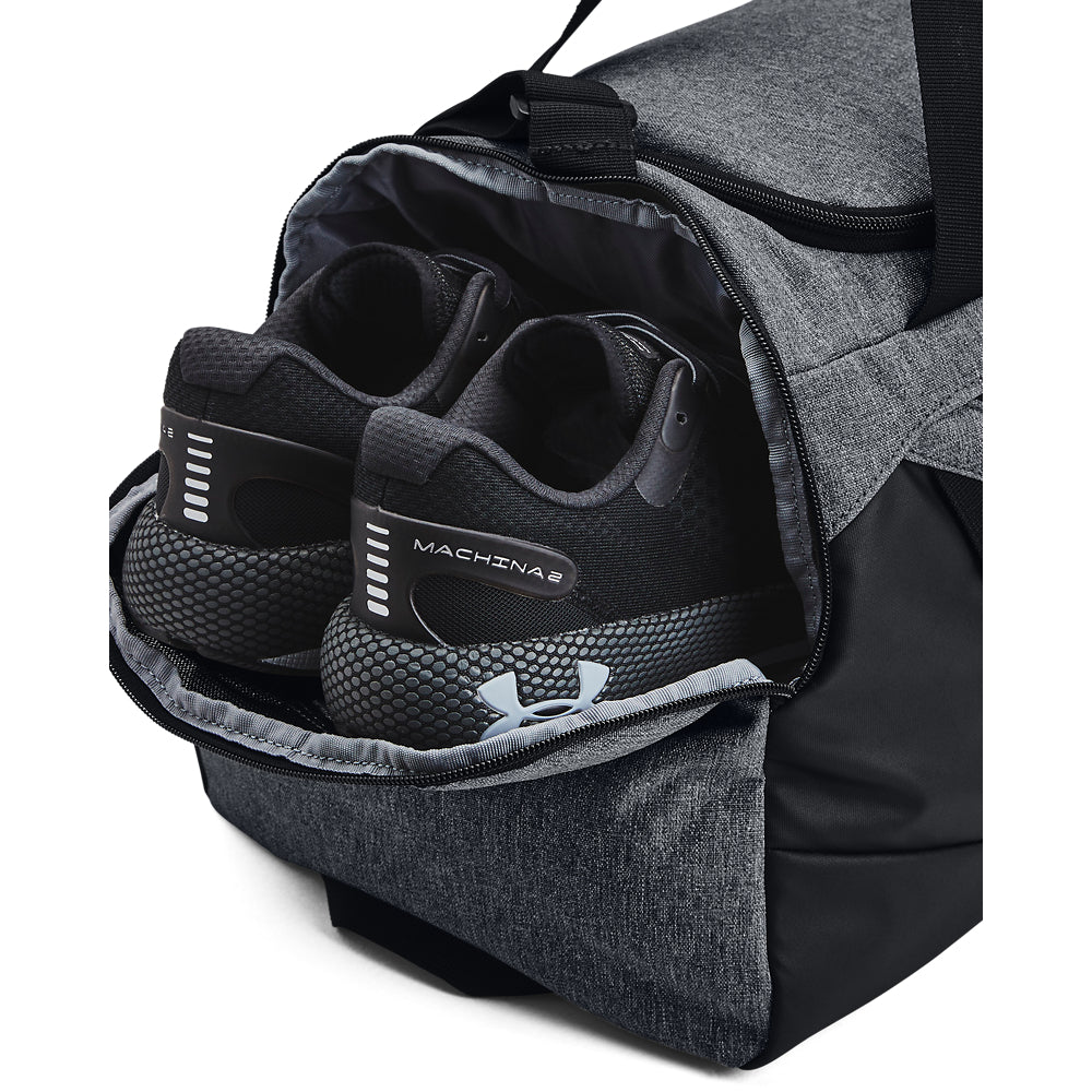 Under Armour Undeniable 5.0 Small Duffle Bag - Lightweight Gym Bag for Men & Women - Perfect for Workouts, Travel & Sports Gear Storage