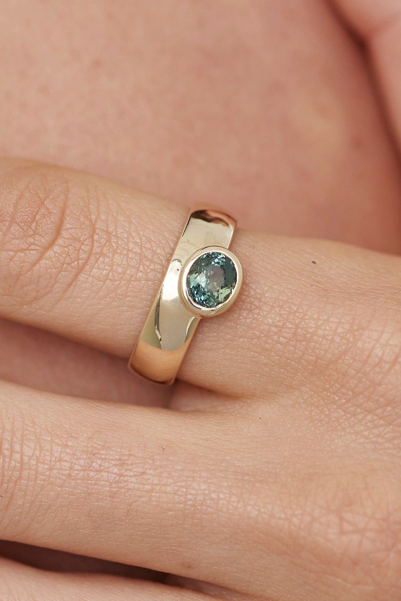 14K Yellow Gold Ellipse Gypsy Band Ring for Women - Elegant Wedding, Engagement & Everyday Jewelry